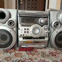 رادیو و ضبط سی دی دار نقره ای