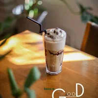 استخدام ویتر در کافه نوستالژی