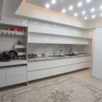 کمد و کابینت و قرنیز