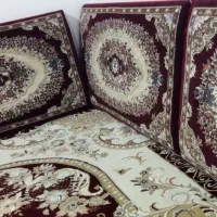 کناره فرش و پشتی