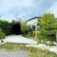 ویلا باغ فلت مشجر ۲۲۰ متری در جاده جنگلی