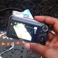 دوربین canon