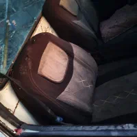 یک دستگاه پیکان وانت مدل ۹۰ دوگانه