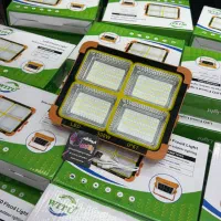 پروژکتور شارژی و خورشیدی(فروشگاه پلاس)