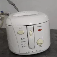 دوعدد غذا ساز و سرخ کن تازه تازه