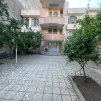 خانه ویلایی در خیابان حسنی