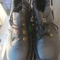 ۳عدد کفش ایمنی  قیمت هر جفت ۶۰۰۰۰۰۰