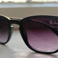 عینک آفتابی خیلی کم استفاده شده