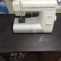 میز خیاطی و مطالعه