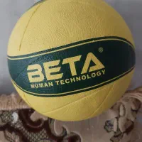 توپ فوتبال یا بسکتبال BETA