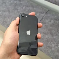 اپل iPhone SE (2020) با حافظهٔ ۱۲۸ گیگابایت|موبایل|رشت, حاجی آباد|دیوار
