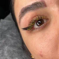 کاشت مژه اکستنشن مژه|خدمات آرایشگری و زیبایی|مشهد, چهارچشمه|دیوار