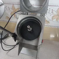 اسلایسر. خلال کن. خرد کن هالد وسایل فست فود