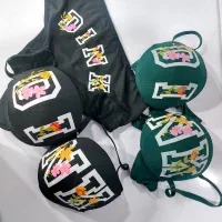 تعدادی لباس زیر نو