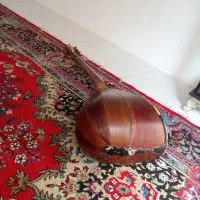 ساز قدیمی 80سال قدمت عتیقه با مهر مسیحی|سازهای سنتی|همدان, |دیوار