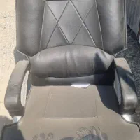 صندلی مدیریت در حد نو