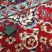 3عدد کابل شارژر آیفون و 1عدد سونی اریکسون
