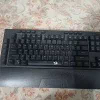 کیبورد گیمینگ redragon boardsword فوری تخفیف میدم|قطعات و لوازم جانبی رایانه|مشهد, سراب|دیوار