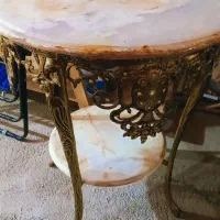 میز گرد بزرگ