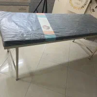 دوعدد تخت تزریقات میز درحد نو