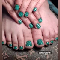 خدمات تتو وناخن وپاکسازی اف زدم