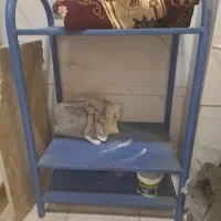 چهار پایه فلزی