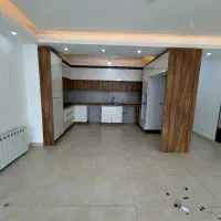 واحدآپارتمان ۱۱۷متر/دوخوابه/خوش نقشه/۵۰ متری دریا