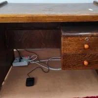 میز تحریر سالم چوب با کیفیت