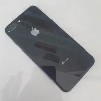 apple 8 plus در حد آکبند