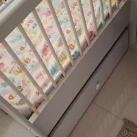 گهواره کنار مادر|تخت و صندلی بچه|بیرجند, |دیوار