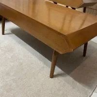 میزجلومبلی و عسلی