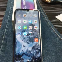 یک عدد گوشی شیائومی نوت 8