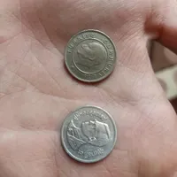 دو عدد سکه ترکیه و تایلند