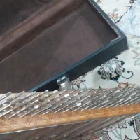 سنتور آموزشی گردو .قدیمی|سازهای سنتی|فارسان, |دیوار