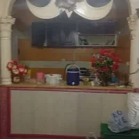 فروشی زیر زمین همکف دیوار پا کار اماده سقف