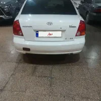 هیوندا ورنا اتوماتیک رنگ سفید
