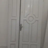 درب چوبی با چارچوب (مفت)