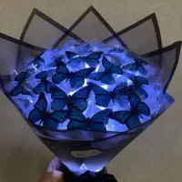 گل و دسته گل پروانه