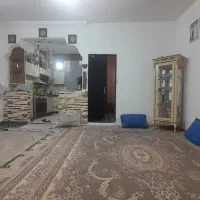 آپارتمان 75متر همکف با 10متر حیاط راه جدا