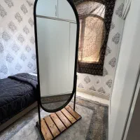 آینه قدی پایه دار بزرگ در حد نو سفارشی ساز