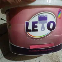 رنگ اکرلیک پایه آب