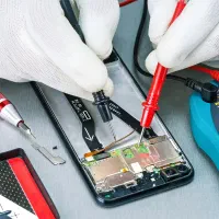 تعمیرکار موبایل