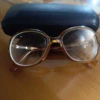 عینک طبی قدیمی