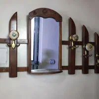 آینه و جالباسی
