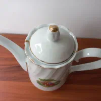 پارچ شیر خوری قدیمی|ظروف سرو و پذیرایی|رشت, توشیبا|دیوار