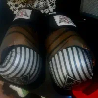 دستکش بوکس استفاده نشده و نو هست