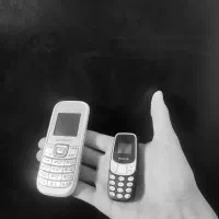 دو عدد گوشی کلکسیونی