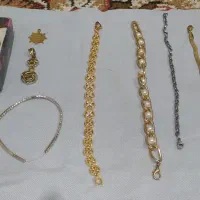 ساعت و بدلیجات