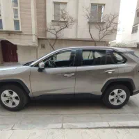 تویوتا RAV4|خودرو سواری و وانت|مشهد, کوه سنگی|دیوار