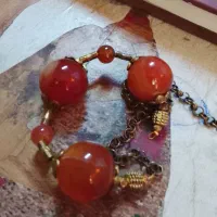 دستبند قدیمی با مهرهای عقیق اصل